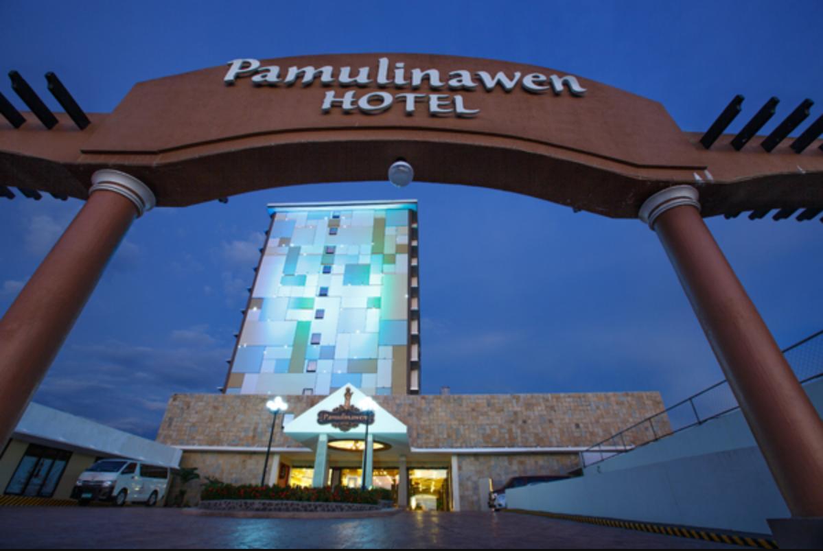 Pamulinawen Hotel Laoag Exterior photo